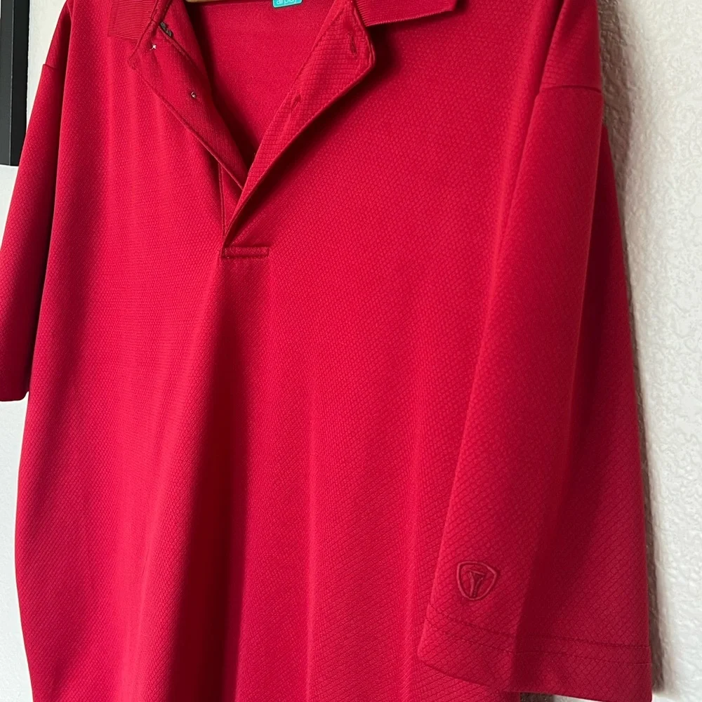 Pro Tour | Red Textured Airplay Polo - Picture 4 of 8